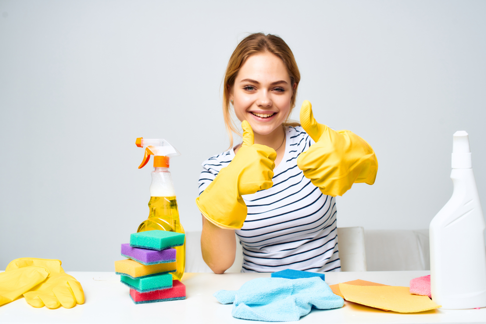 Maintaining a Sparkling Space: The Distinct Needs of Commercial and Residential Cleaning